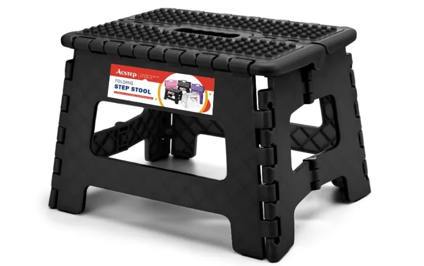 9 Inch Non Slip Dot Foldable Step Stool