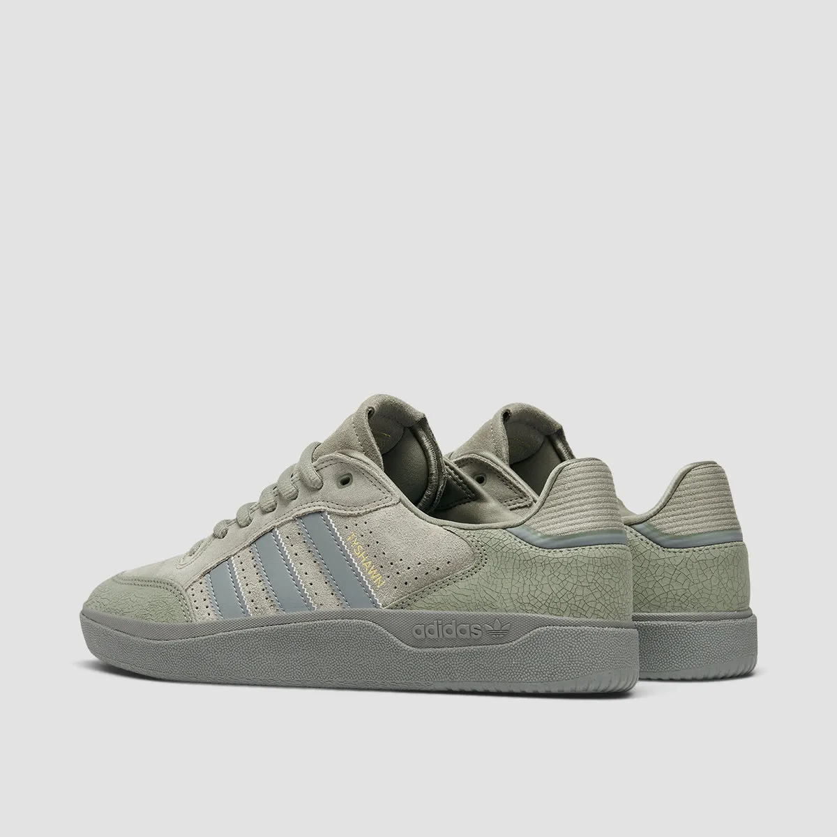 adidas Tyshawn Low Shoes - Silver Pebble/Grey Three/Gold Met