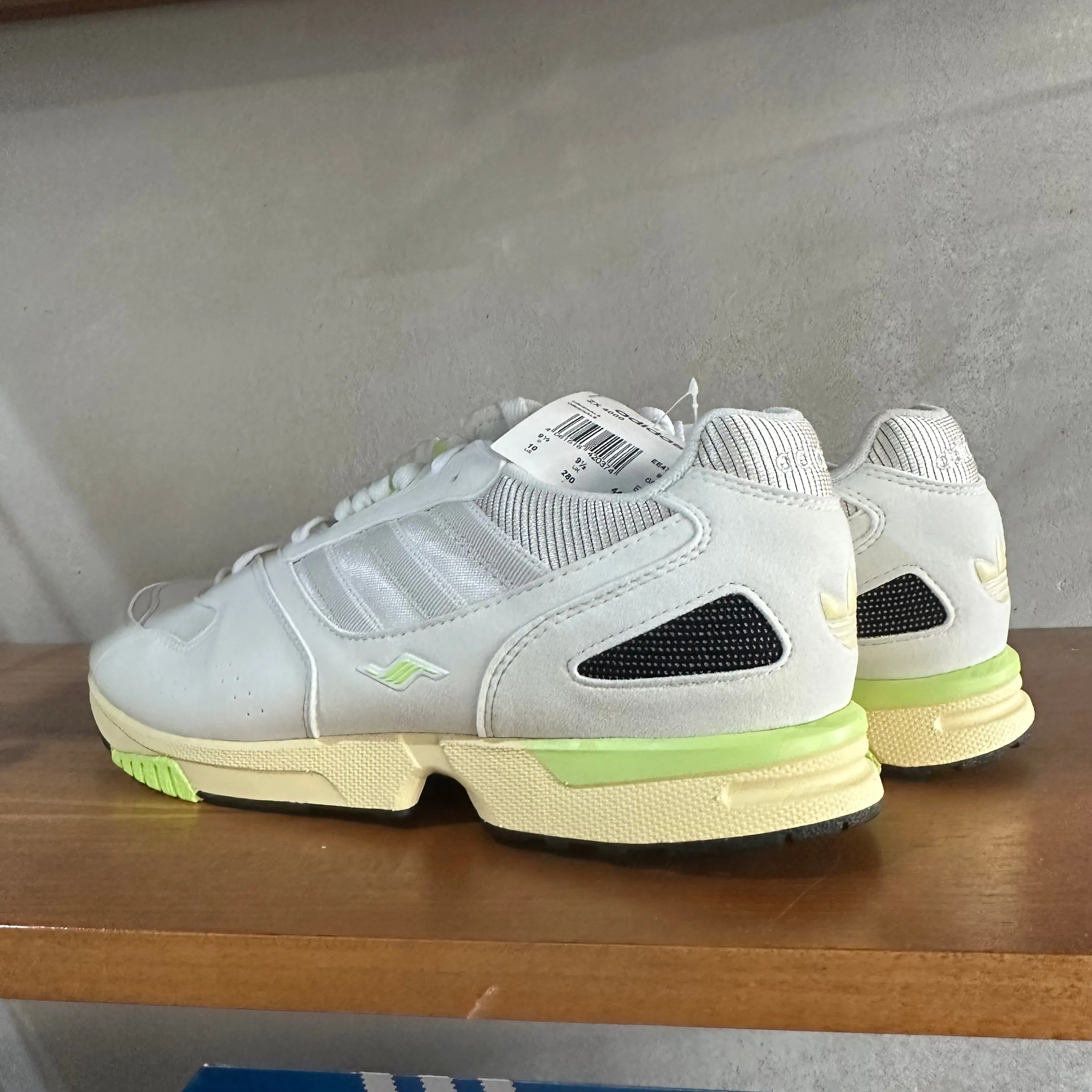 adidas ZX 4000 Trainers Off White / Hot Lime - uk 9.5