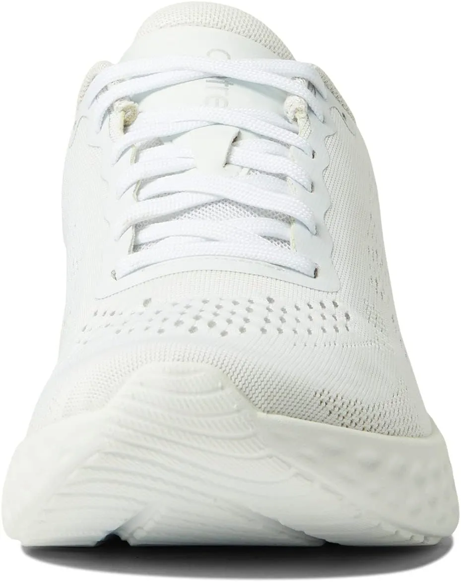 Danika Aetrex sneakers, white