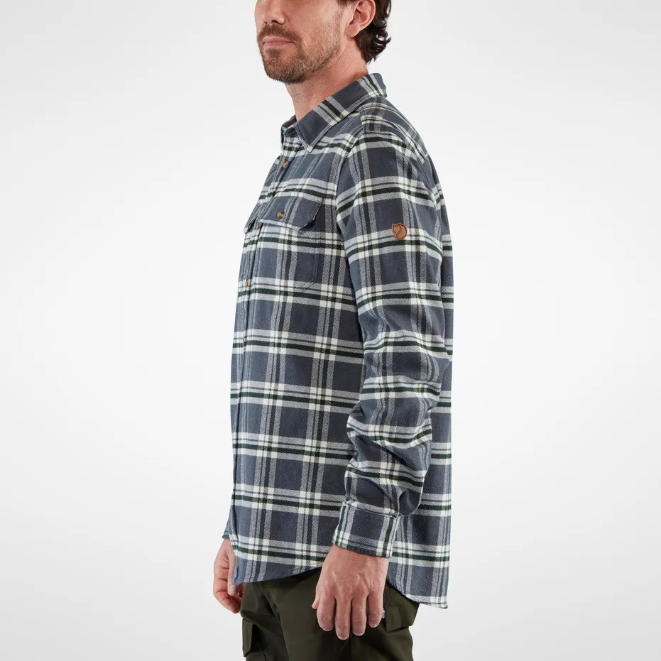 Fjällräven Men&#x27;s Övik Heavy Flannel Shirt Dark Navy-Buckwheat Brown | Buy Fjällräven Men&#x27;s Övik Heavy Flannel Shirt Dark Navy-Buckwheat Brown here | Outnorth