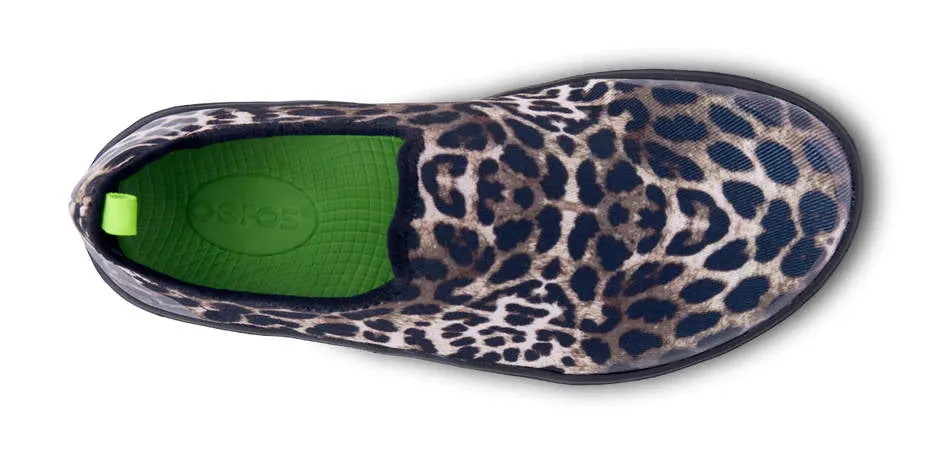 OOFOS Womens OOmg Eezee Low Black Cheetah