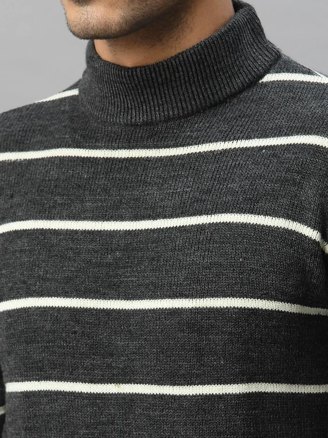 Style Quotient Men Grey & White Striped Pullover